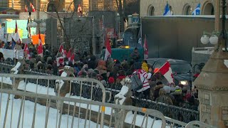 Protesters start gathering near Parliament Hill for truckers rally