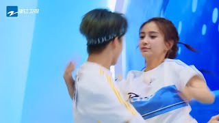 Angelababy VS He Luoluo xé bỏ nhãn hiệu 💥Keep Running mùa 4[ ZJSTVHD ]