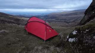 Cold \u0026 Windy wild camp in the Brecon Beacons