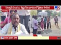 mancherial farmers protest పత్తి కొనుగోలు కేంద్రం దగ్గర రైతుల ఆందోళన tv9