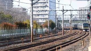 JR京浜東北線川口駅上野東京ライン通過\u0026電車到着