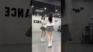 【眠羊】想在评论区收集一点可爱的表情包 #小小丑 #美女 #跳舞 #dance #shorts