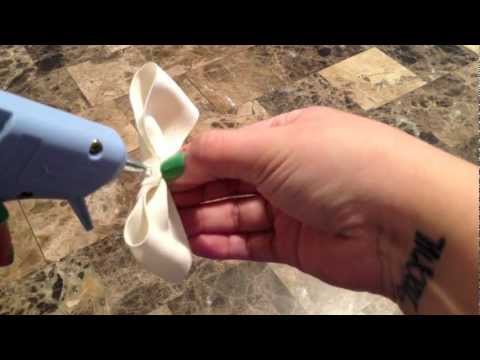 DIY: Ribbon Bow DIY: Ribbon Bow