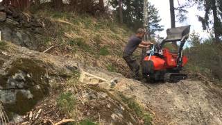 Steep slope with tracked minidumper (Cormidi 80)