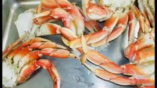 How to steam Dungeness crab legs