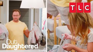 Adam Does Some Back To School Shopping | OutDaughtered | TLC