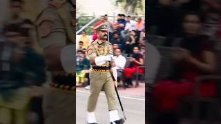 Parade 🎠Commander⚔️ Entry ⛔️of BSF#bsf #army #shortsvideo #ips #automobile #police #motivation