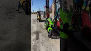 Ninja ZX10R and S1000RR getting gas🔥