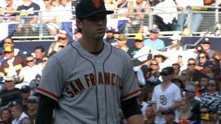 SF@SD: Gearrin avoids trouble with inning-ending DP