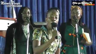 Kombolewa na Damu ya Yesu - Tenzi za Rohoni zikiimbwa live Mito ya Baraka Church