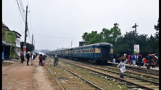 গোয়ালন্দ ঘাট থেকে গোয়ালন্দ বাজার পর্যন্ত রেল লাইনের দুরাবস্থা! ট্রেন চলে খুড়িয়ে খুড়িয়ে।