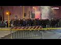 roma lazio il corteo degli ultras biancocelesti tra cori e petardi