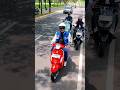 Vespa Primavera iget abs riding with friends OOPS (Om Om Penunggang Skuter)