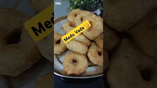 New year pe banaya Vada ,Happy new year 2025 🎉🎊, #vada #recipe #food #shorts #trending #viralvideo