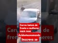 Carros batem ee frente e mulheres saem nuas