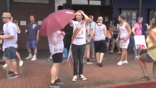 Hundreds show up to the 2015 Beaumont Pride