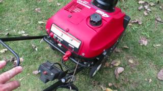 Baileys Honor Auctions - Honda HS520 4 Stroke Snowblower