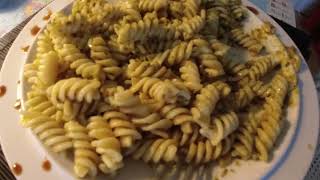 MongoTV_11916 - ENGLISH VLOG - Thursday 6 PM - Eating Pasta With Pesto - 9.782 Video To Go