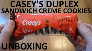 Unboxing Casey's Duplex Sandwich Creme Cookies