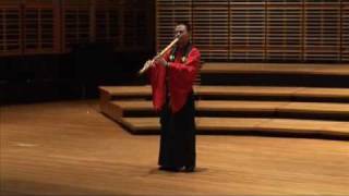 Ajikan-Shakuhachi-Ting Zhang performing on shakuhachi 尺八