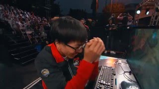 FROGGEN VS DOUBLELIFT's INTO FOUNTAIN!