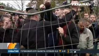 Бійці Правого Сектору блокували російське консульство в Одесі