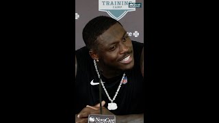 Question baffles Eagles AJ Brown: "You think I have another man's initials around my neck?" #shorts