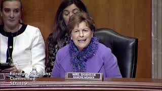 Ranking Member Shaheen Questions Witnesses at SFRC Hearing on  Syria Policy