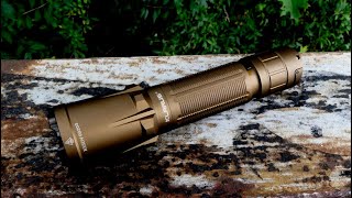 Klarus XT11GT Pro (Desert Tan / 3.300 Lumen) - Coole taktische Lampe!