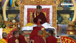 Thrangu Rinpoche Offers Tenshug To The Gyalwang Karmapa On The Day Of Miracles