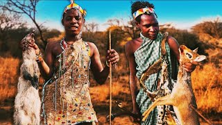 How to survive|Amazing How Hadzabe Hunt and cook their prey in the wild