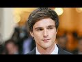 Jacob Elordi wows fans with bushy beard and long hair at this time what are secret ?#hollywood