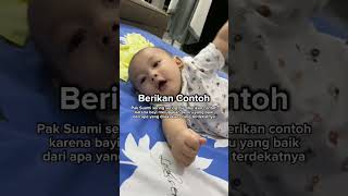 Rahasia Bayi 4 Bulan Bisa Berguling Sendiri‼️ Pak Suami Mencontohkan 😳🤔