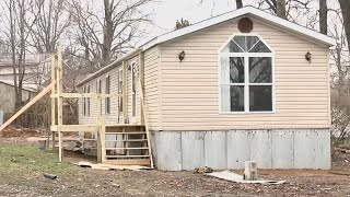 'I'm excited' | Hardin County family thankful for help from community after mobile home fire