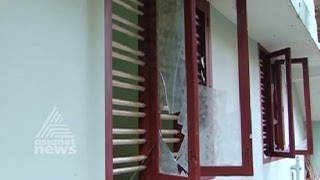 Inmate in vallikkavu amruthamayi math attacked neighbor house in Kollam