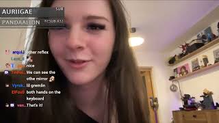 F1nn Takes Pics For Of
