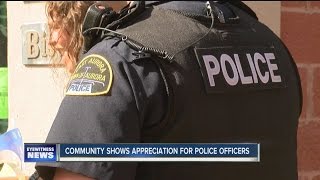 Community shows appreciation for police officers