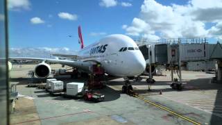 Unloading an A380