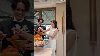 ウェディングプランナーの結婚式はケーキ入刀代わりに、、🧡movie by sk.wedding_se さん、sola_kobe さん #shorts