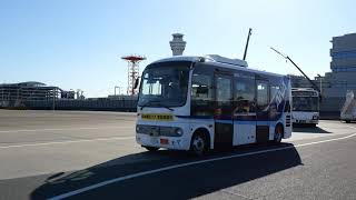 羽田空港の制限区域内で実証実験中の自動運転バス - トラベル Watch