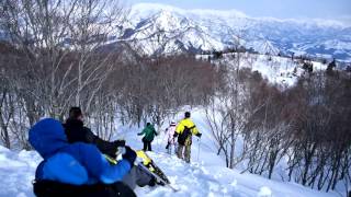 Snowshoe tour at GALA