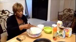 Cooking With Elaine : Gourmet Cornbread \u0026 Part 1 of Holiday Potato Salad