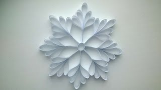 How To Make A Paper Snowflake - DIY Crafts Tutorial - Guidecentral