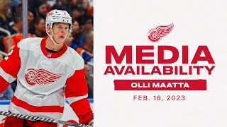 Olli Määttä on signing a contract extension with the Red Wings