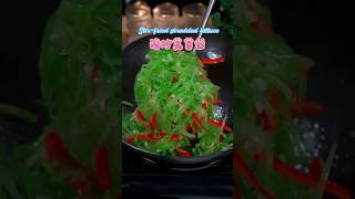 Stir-fried shredded lettuce這菜都不用嘗看起來就清爽-清炒萵苣絲 #cooking #food #烹饪 #美食 #家常菜 #小吃 #yummy #做菜 #delicious