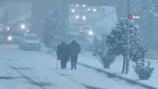 ZONGULDAK'TA KAR YAĞIŞI HAYATI OLUMSUZ ETKİLEDİ