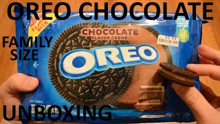 Unboxing Oreo Chocolate Flavor Creme Filled Sandwich Cookies Family Size!