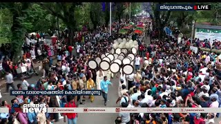 മഴ മാറിനിൽക്കുന്നതിന്റെ ആശ്വാസത്തിൽ തലസ്ഥാനനഗരി|Onam Varaghosham Trivandrum 2023