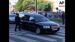 Ceremony ahead of royal burial for Louis XVII's heart