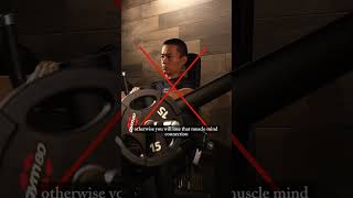 How to do the seated chest press machine correctly ?